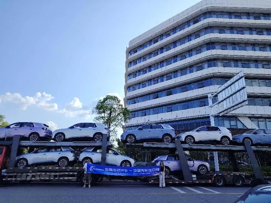 Hunan Launch Automotive: Güclü İxrac İmkanları ilə Qlobal Genişlənməni gücləndirmək