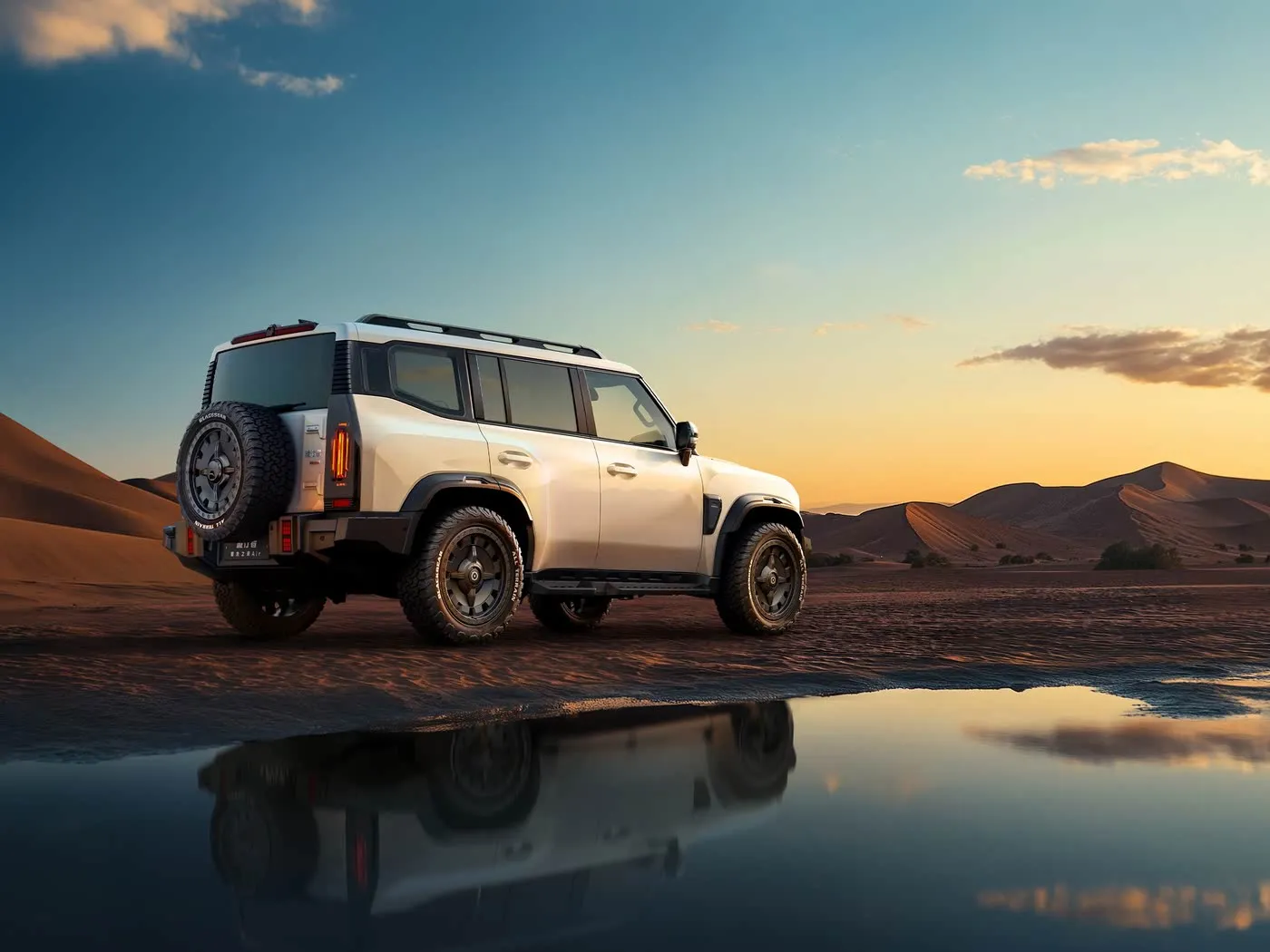 Jetour Traveler Midsize SUV yüksək sürətli 2.0t Avtomatik Sol Turbo Dəri Euro qaz alüminium alüminium alüminium