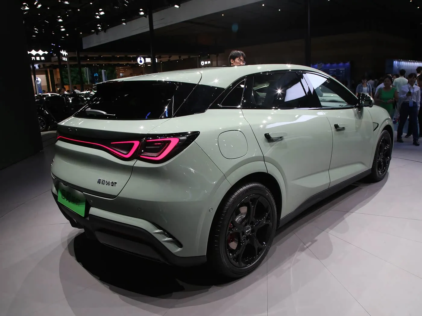 BYD SEAL 06GT Heatwave Edition Electric Hatchback 550 AWD 3000W Motor Power 4x4 Mini Mini Auton Dinamik Sol Təcrübə ilə