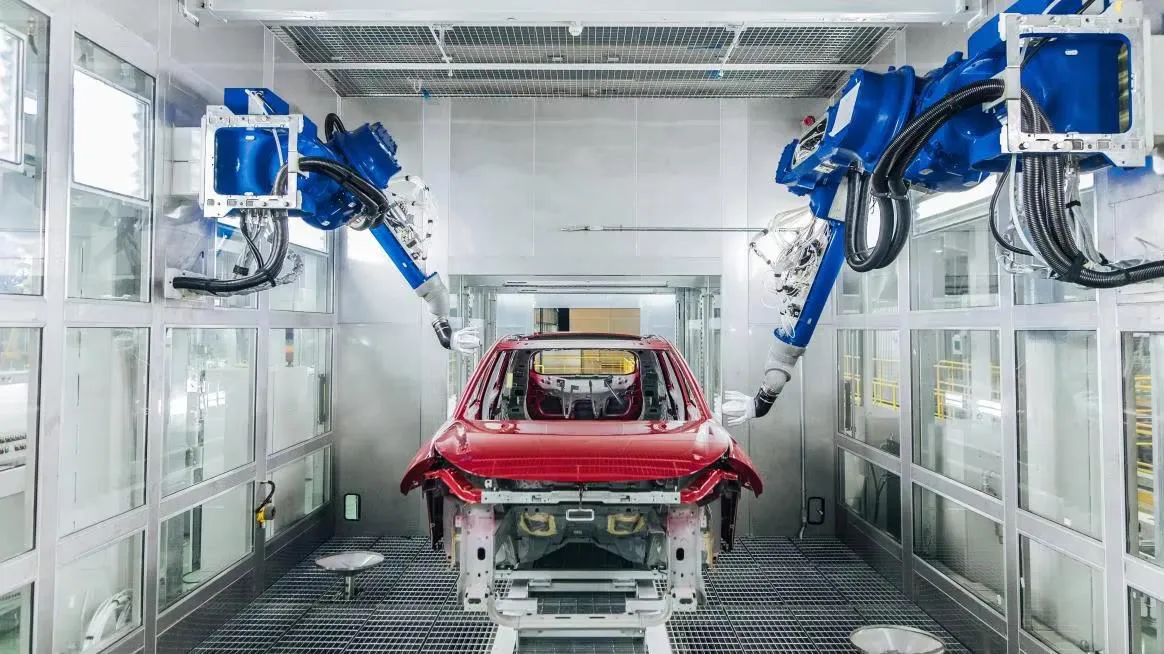 Hunan Launch: Aparıcı Avtomobil Dizaynı, İstehsalatı və İxrac Mükəmməlliyi