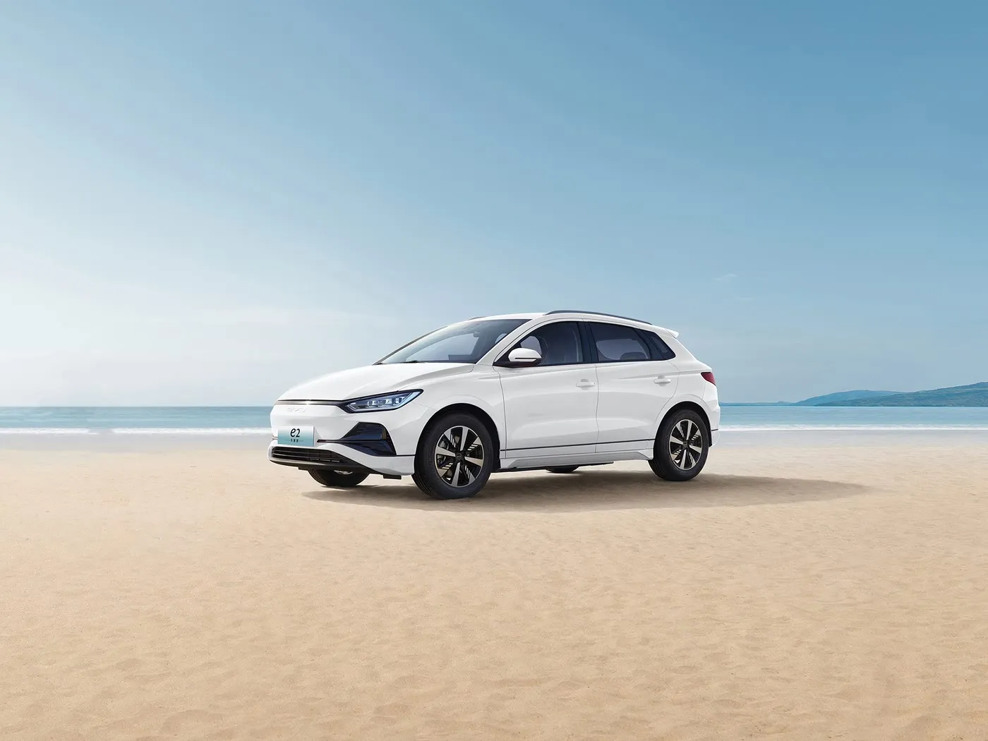 BYD E2 Lüks Elektrikli EV Sedan SUV Hetçbek Litium Akkumulyatorlu Sol Sükan Avtomobili Çinin Yeni Enerji Vasitəsi