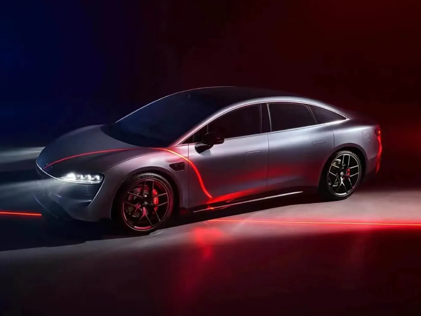 Chery Luxeed S7 Exeed Lüks Elektrikli Yeni Enerji Vasitəsi RWD / AWD 4 Qapı və 5 Oturacaq