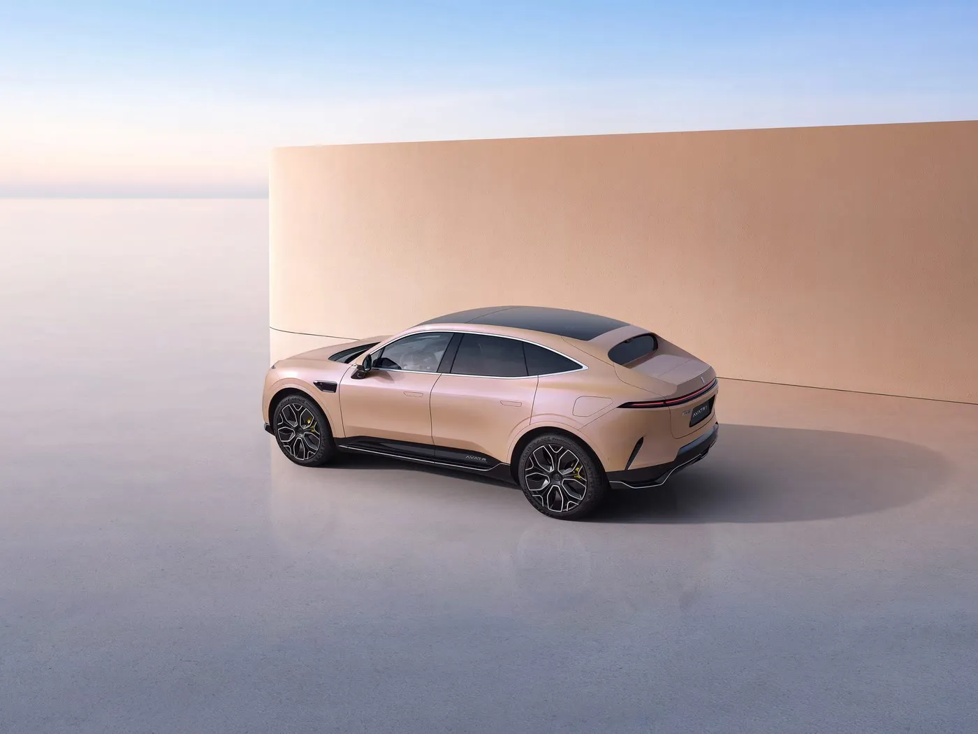 AVATR 11 yüksək texnologiyalı elektrikli SUV Coupe 4WD EV Motorlu ilə təchiz olunmuş yeni enerji nəqliyyatı