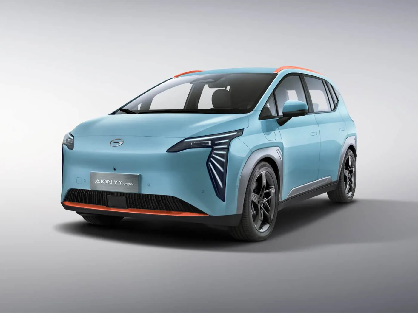 GAC Aion Y Plus Elektrikli Avtomobil Ağıllı Sürmə Versiya 5 Qapılı 5 Oturacaqlı EV SUV 150Kw Yeni Enerji Maşını Satılır