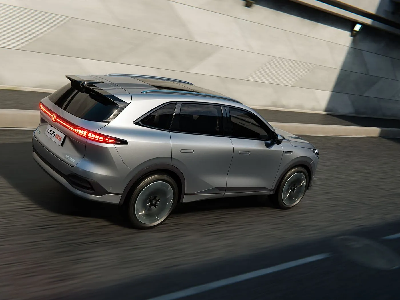Changan CS75 Plus 1.5t / 2.0t Compact SUV, L2.5 köməkçisi, 15.6 "TouchScreen & Long WheelBase