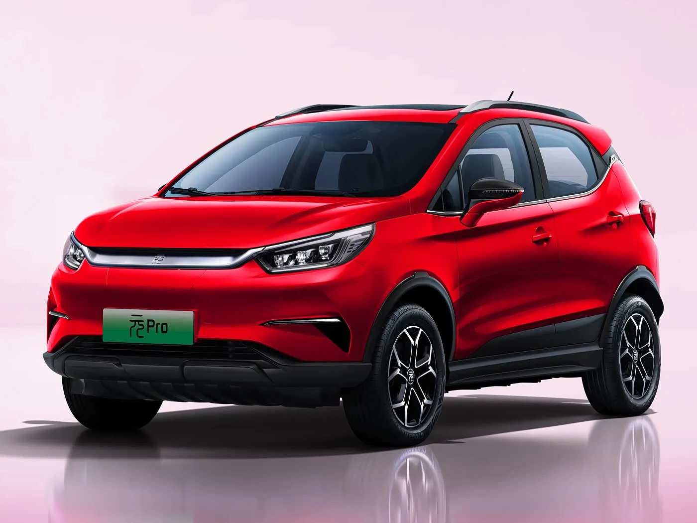 BYD Yuan Pro Luxury Electric SUV 320 km məsafədə şəhər sürücülük üçün yeni enerji nəqliyyatı üçün qabaqcıl xüsusiyyətlər
