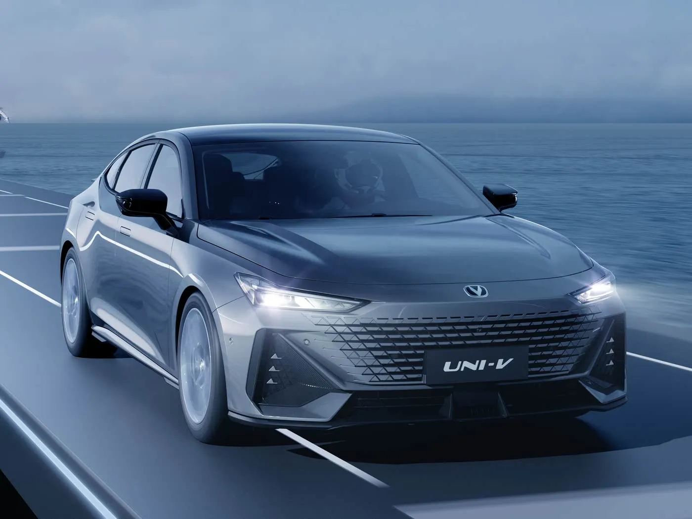 Changan Uni V Sport Edition Avtomatik sedan Yeni FWD R18 TEORDS ACC Cruise EURO VI Qaranlıq bitirmə ilə Dəri İnterer