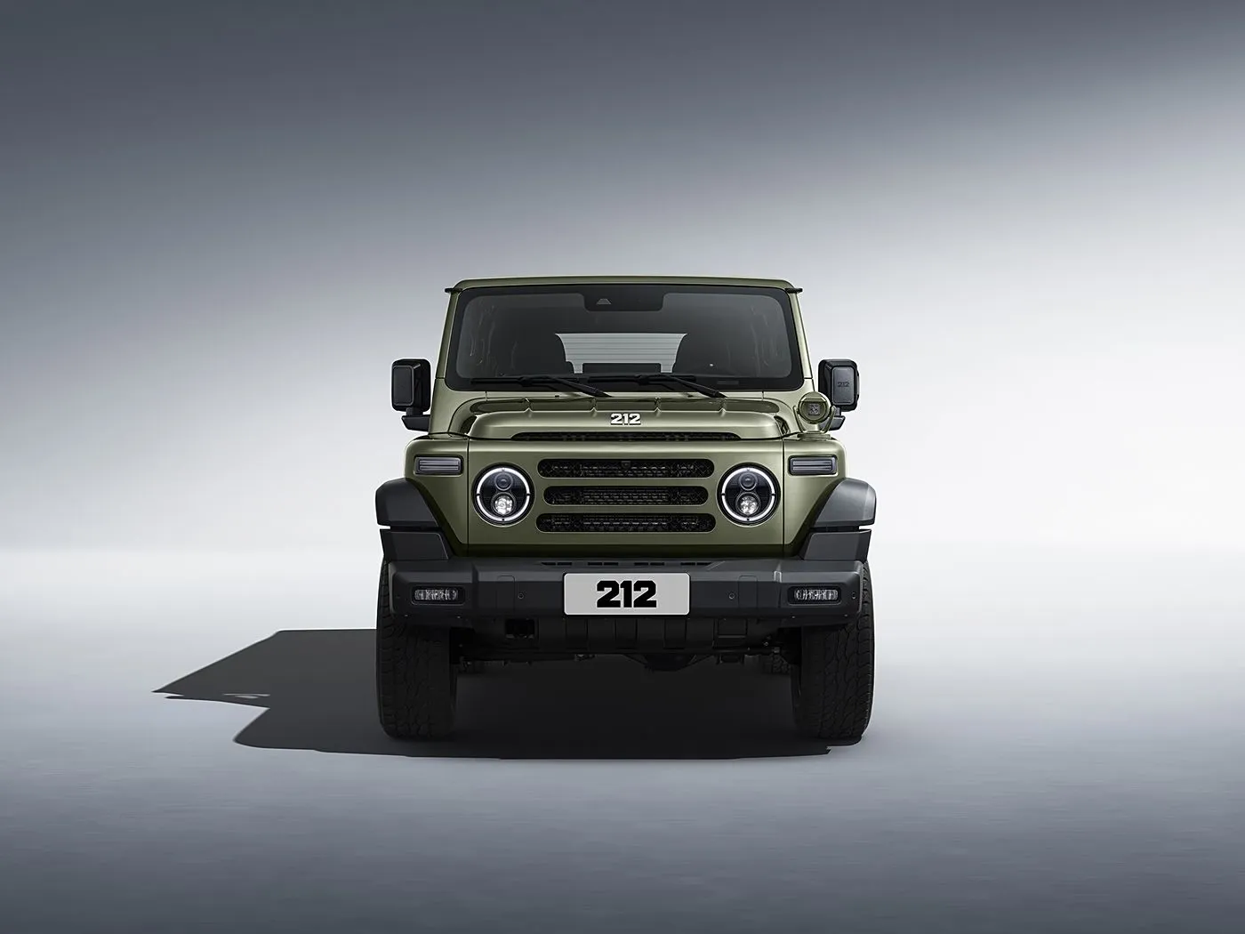 2025 BAIC 212 T01 möhkəm 4WD kompakt SUV Benzin / DIESEL 8AT və Dəri Daxili İşlənmiş Dəri Sükan Uzun Təkər bazası