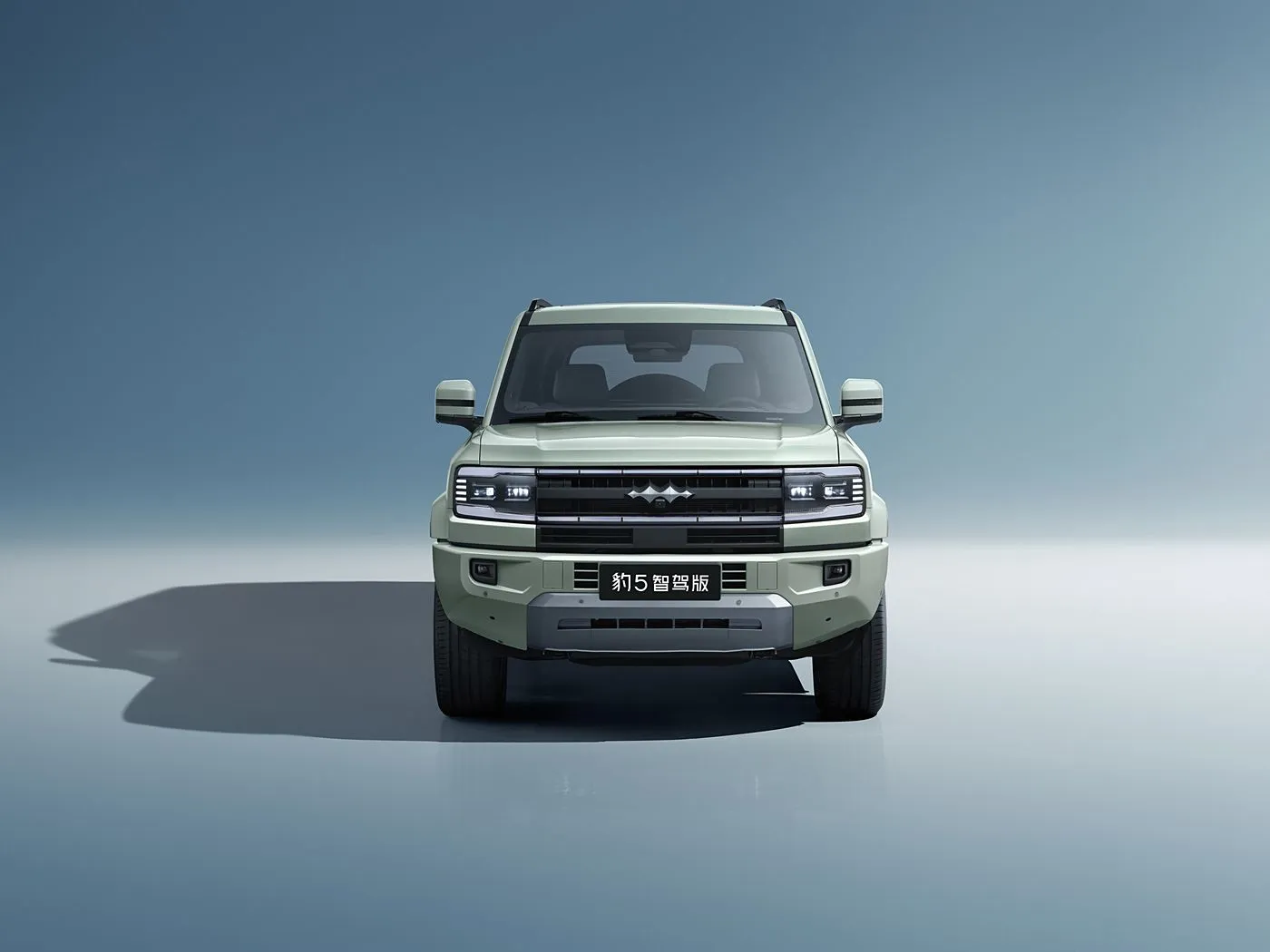Premium Byd Leopard 5 Hybrid Phev Off-Road SUV W / 15.6 "Ekran 4x4 sürücüsü 4WD 83L yanacaq tankı