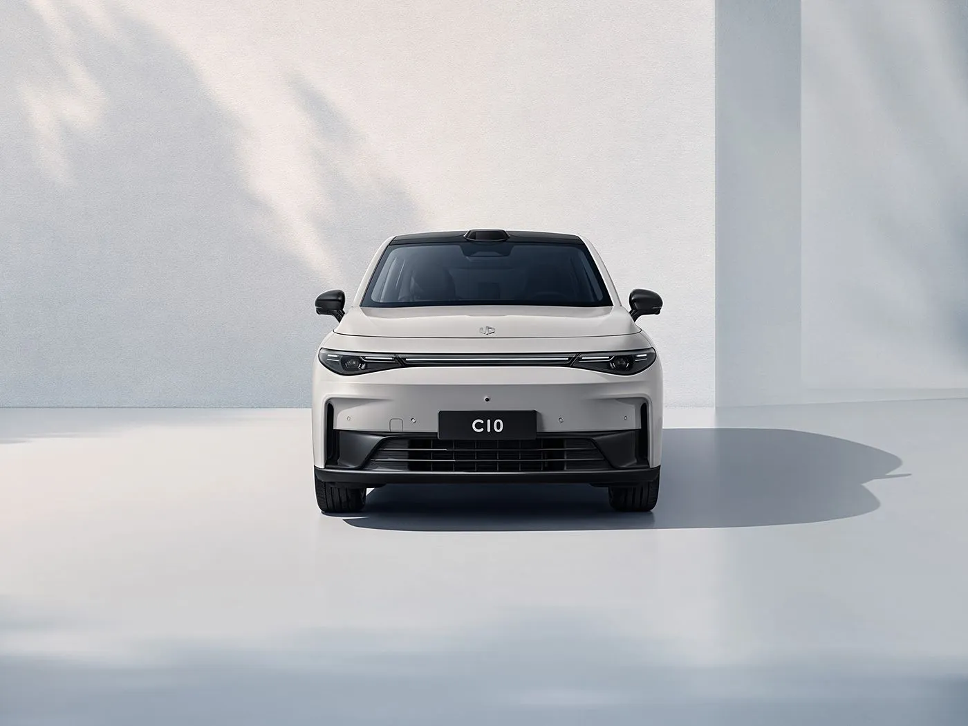 Çindən LEAPMOTOR C10 Hibrid Yüksək Sürətli 4WD Elektrikli SUV 170km Menzilli Yeni Enerji Avtomobili