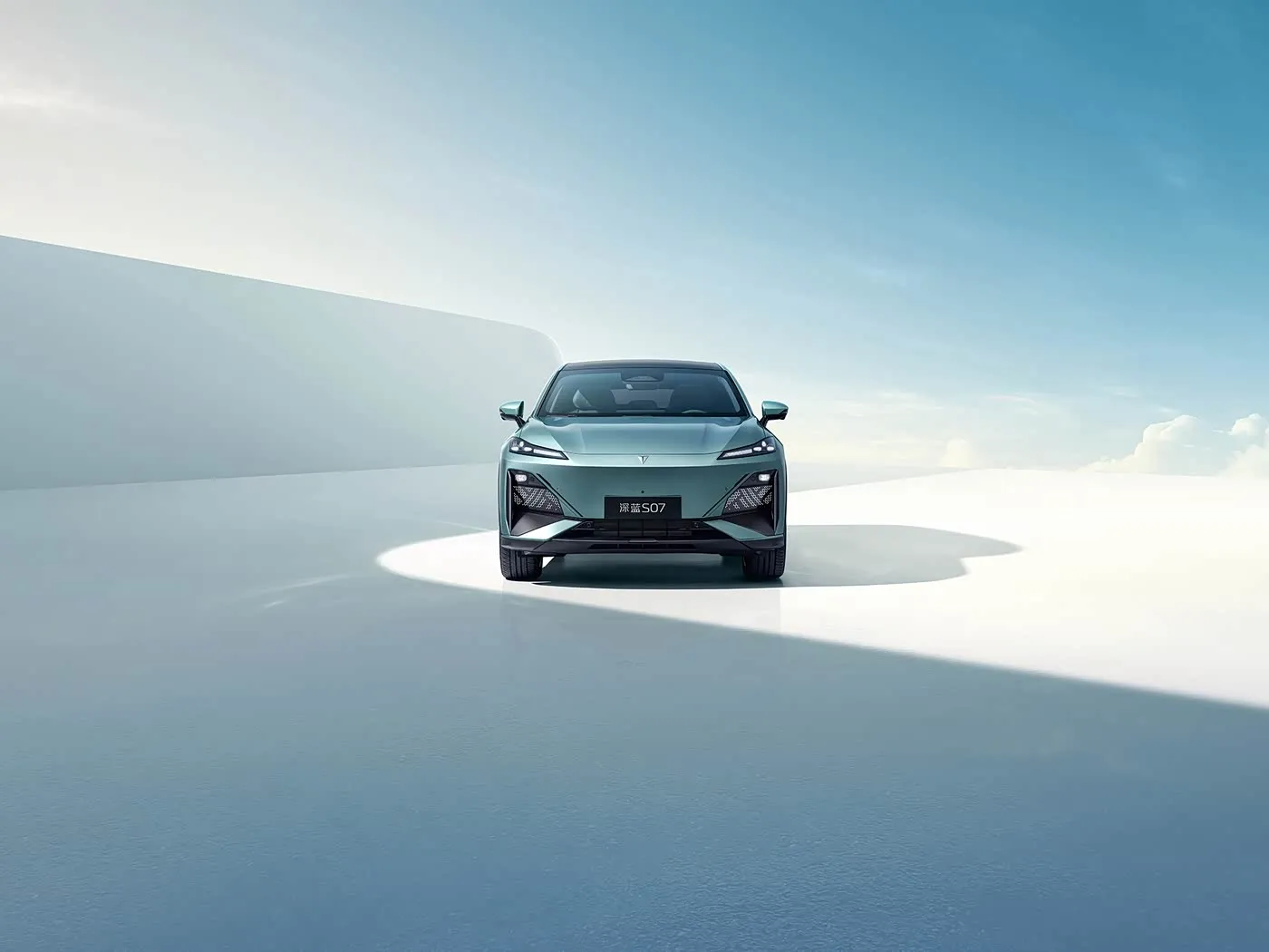 Deepal S07 Yeni Enerji Vasitəsi Premium SUV Genişləndirilmiş / EV Uzun Çarx Təkər bazası 5 oturacaq düymləri