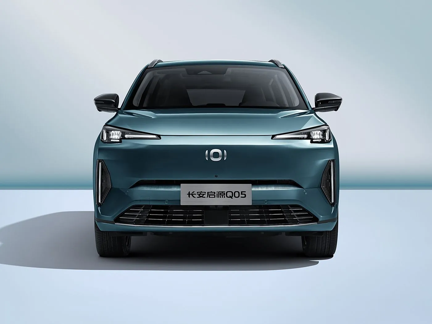 Changan Nevo Q05 Hibrid Elektrik SUV Uzun aralıda Avtomatik QutuğuBox 5-Qapı 5-Qapı