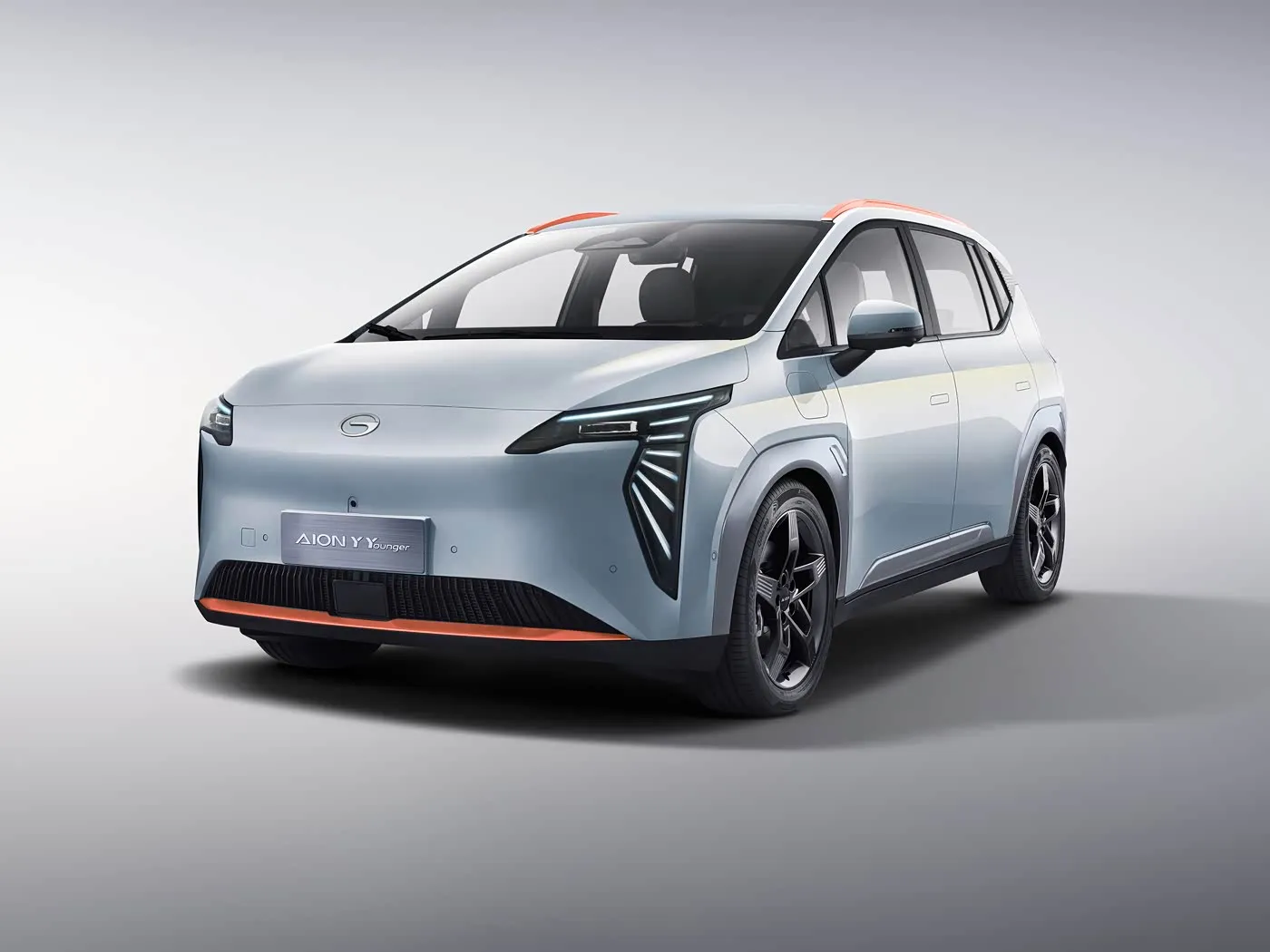 GAC Aion Y Plus Elektrikli Avtomobil Ağıllı Sürmə Versiya 5 Qapılı 5 Oturacaqlı EV SUV 150Kw Yeni Enerji Maşını Satılır