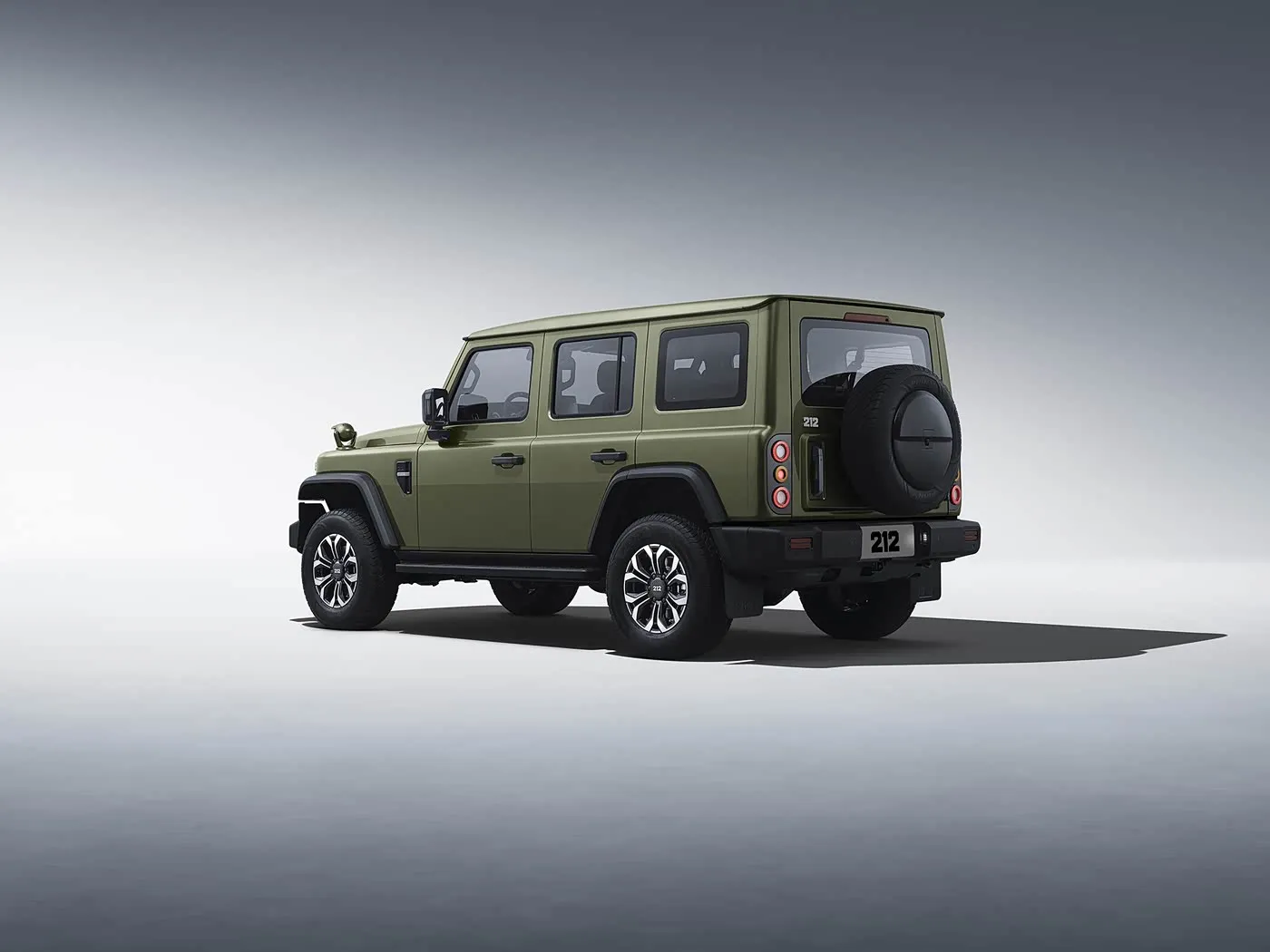 2025 BAIC 212 T01 möhkəm 4WD kompakt SUV Benzin / DIESEL 8AT və Dəri Daxili İşlənmiş Dəri Sükan Uzun Təkər bazası