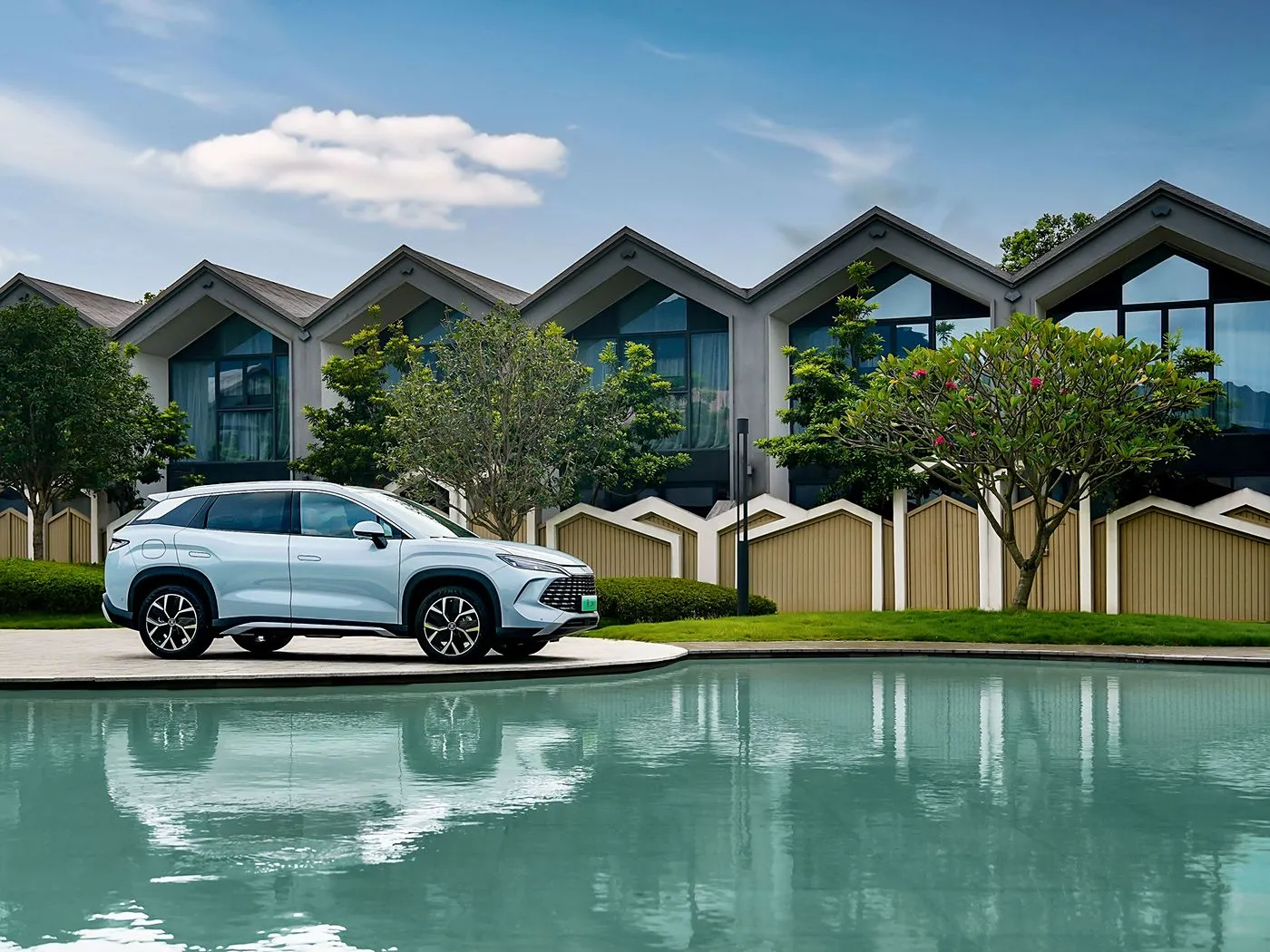 BYD Song L DM-I kompakt phev SUV Uzun məsafəli, yüksək sürətli yeni enerji nəqliyyat vasitəsi Dipilot 2.0 Qızdırılan oturacaqlar 360 ° Panoramik kamera