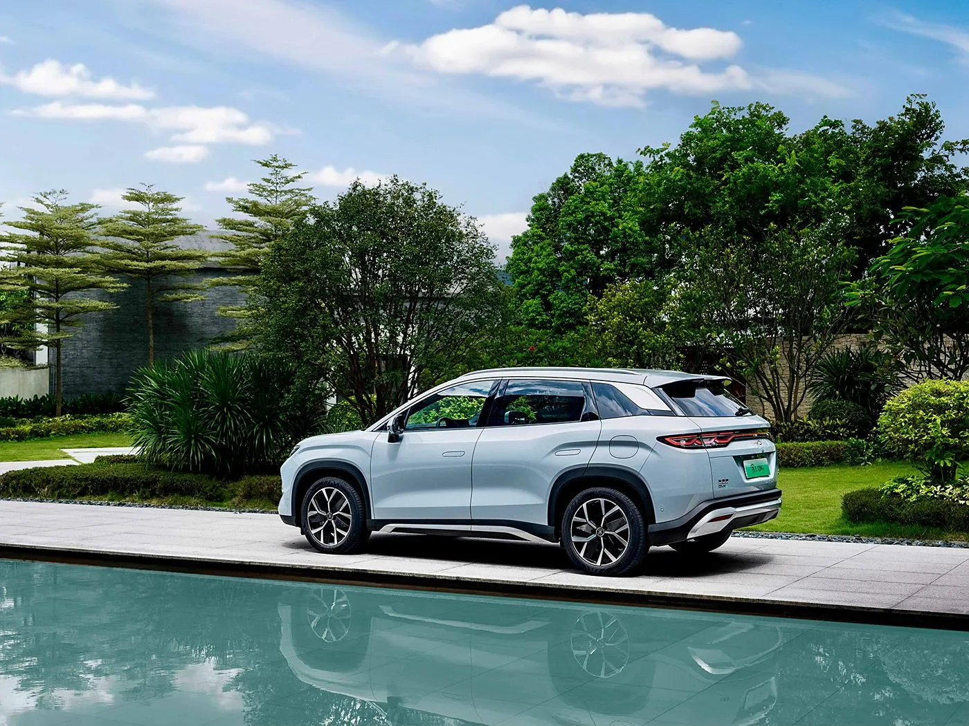 BYD Song L DM-I kompakt phev SUV Uzun məsafəli, yüksək sürətli yeni enerji nəqliyyat vasitəsi Dipilot 2.0 Qızdırılan oturacaqlar 360 ° Panoramik kamera