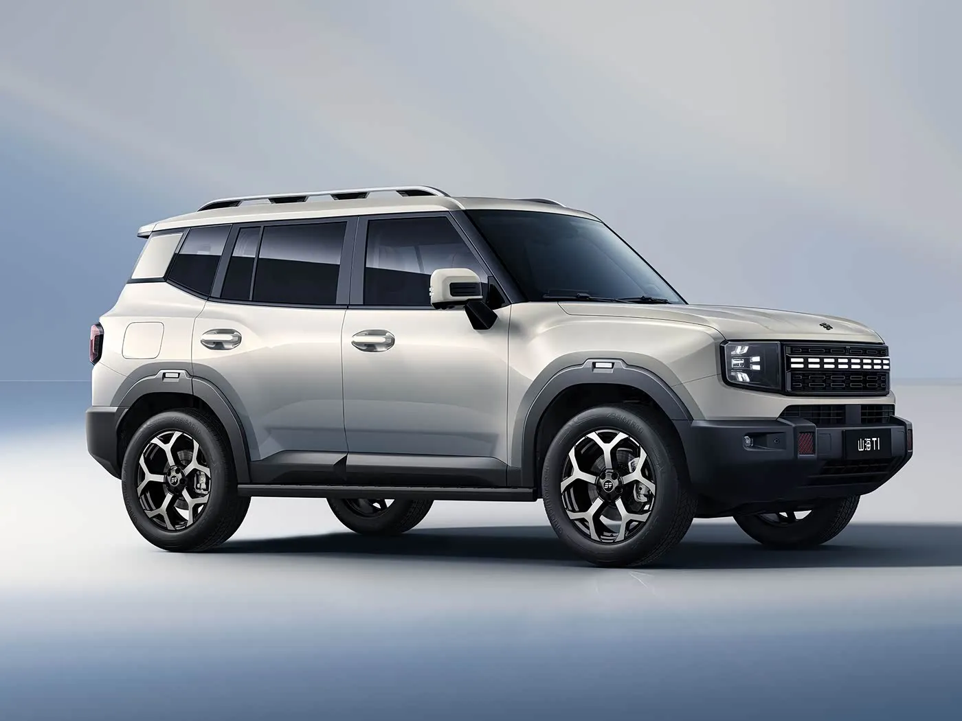Jetour T1 Shanhai Yeni Model Kompakt SUV Elektrik Phev Plugin Hibrid Avtomatik Qutular Sırğabiləri Dəri oturacaqlar