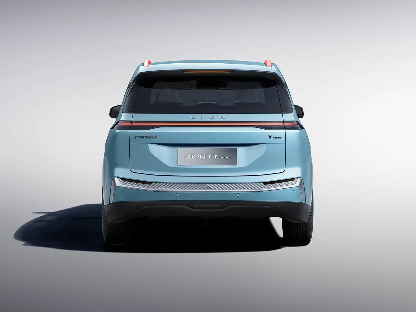 GAC Aion Y Plus Elektrikli Avtomobil Ağıllı Sürmə Versiya 5 Qapılı 5 Oturacaqlı EV SUV 150Kw Yeni Enerji Maşını Satılır